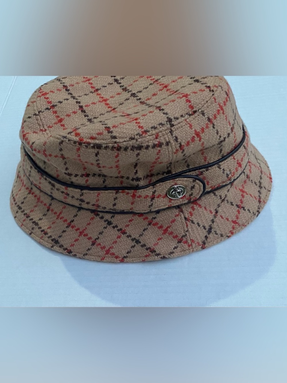 Coach Plaid Bucket Hat in Tan with Red and Brown Accents⭐️✨100 wool - Picture 4 of 10